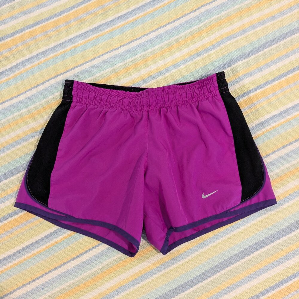 ⭐ Nike Running Pink Shorts Size XS